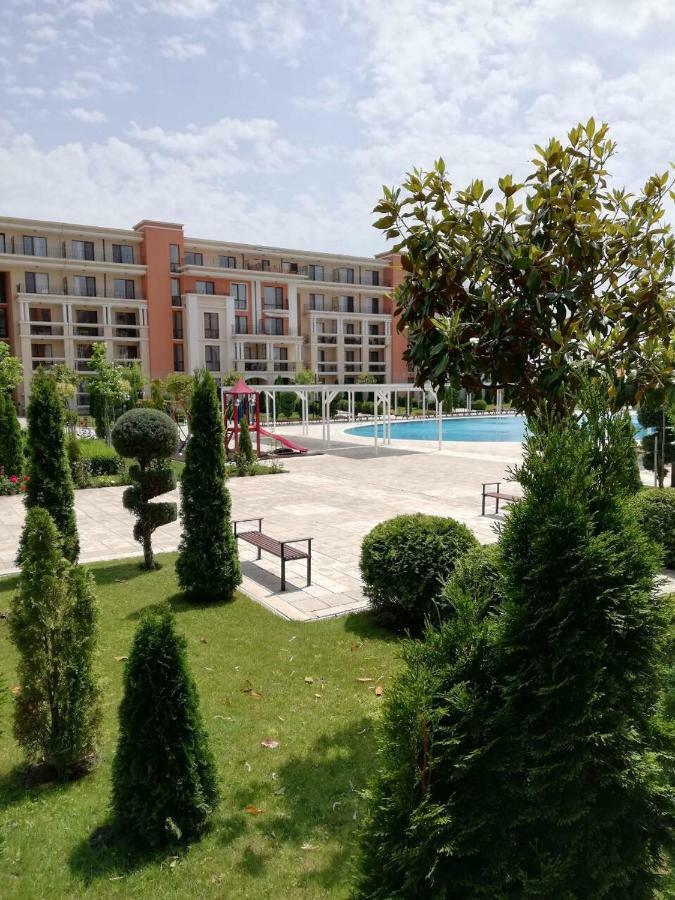 Private Apartment 49 In Prestige Fort Beach Hotel Sveti Vlas Bagian luar foto