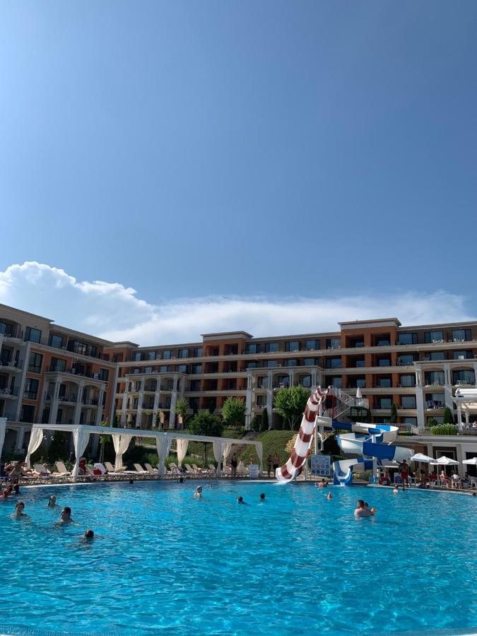 Private Apartment 49 In Prestige Fort Beach Hotel Sveti Vlas Bagian luar foto